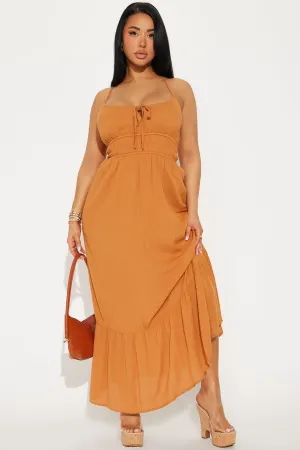 Amber Flowy Maxi Dress - Cognac