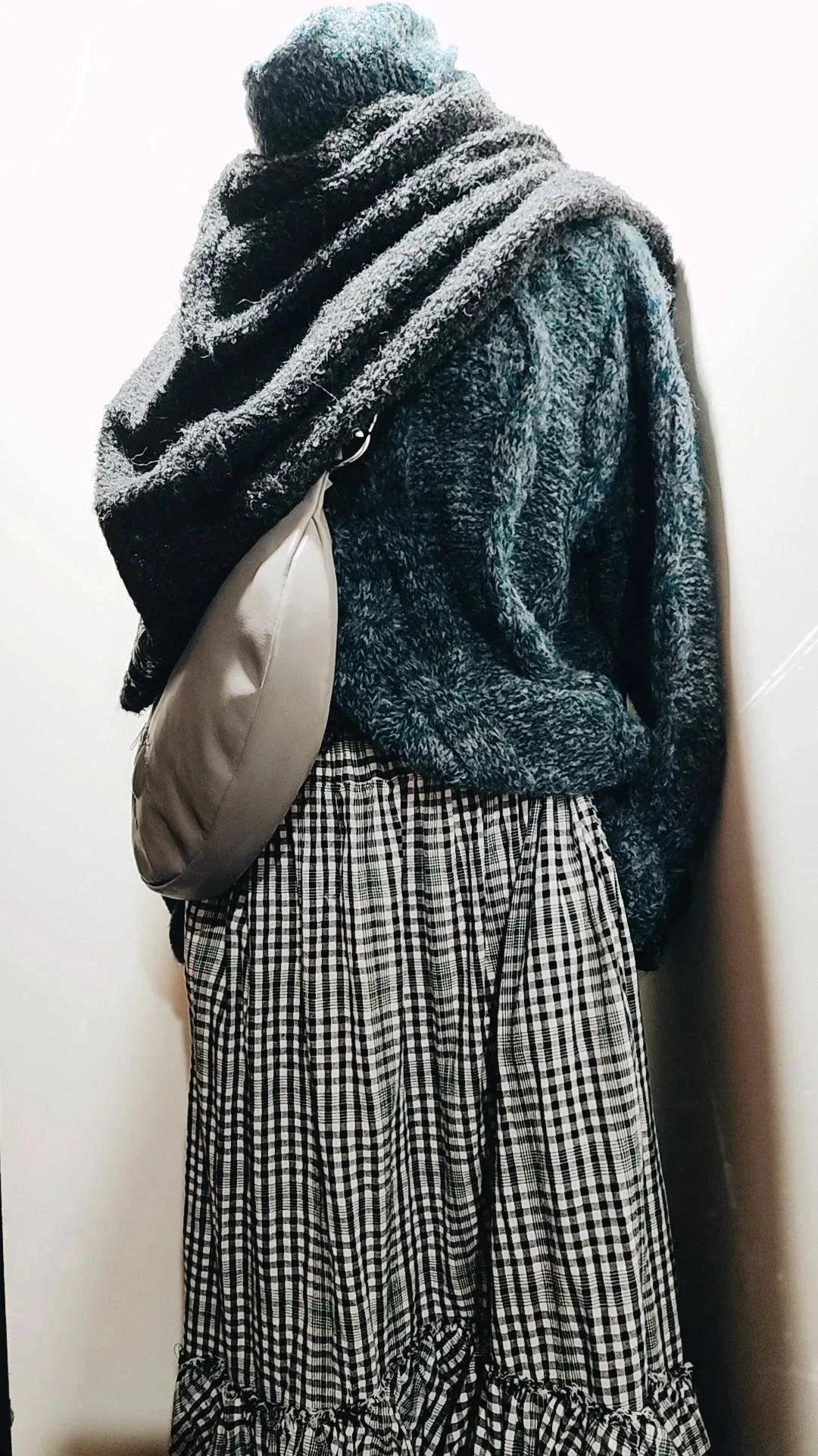Cable knit funnel neck sweater - tortoishell
