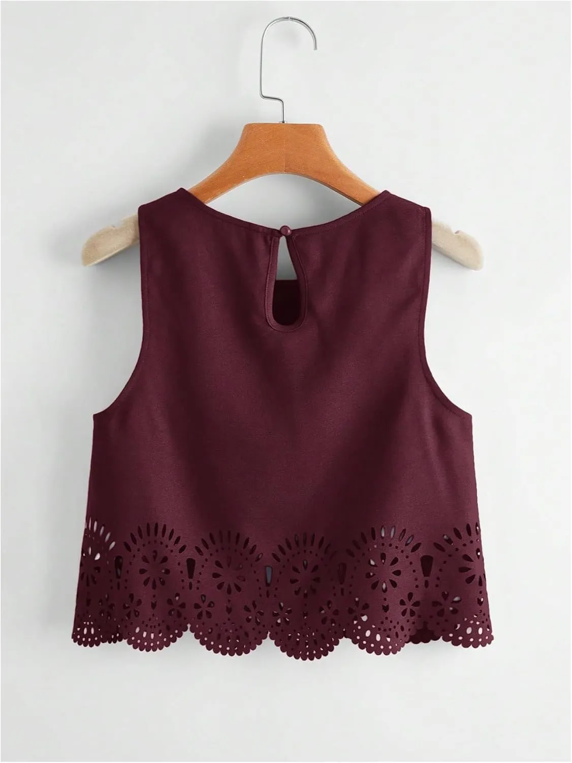 SOLY HUX Women's Summer Tank Tops Hollow Out Scallop Trim Sleeveless Vest Crop Top