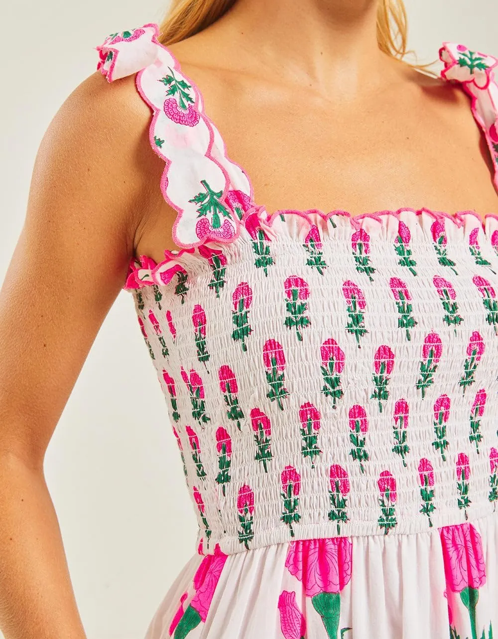 Women Boho Tie Shoulder Dress Y2k Floral Smocked Long Flowy Dresses Cute Summer Beach Spaghetti Strap Maxi Sundress