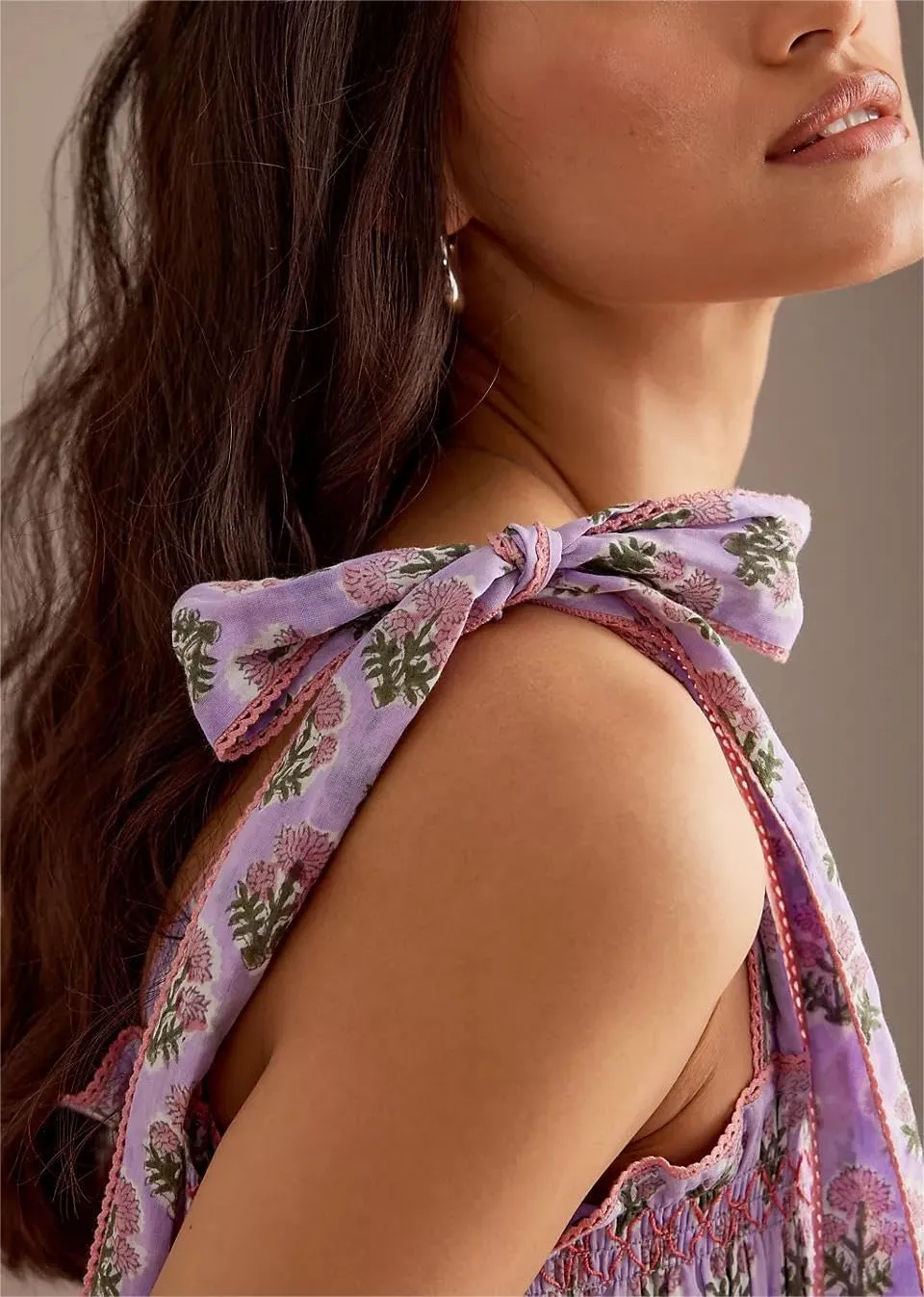 Women Y2k Summer Flowy Maxi Sundress Boho Floral Smocked Beach Dress Cute Shoulder Tie Spaghetti Strap Long Dresses