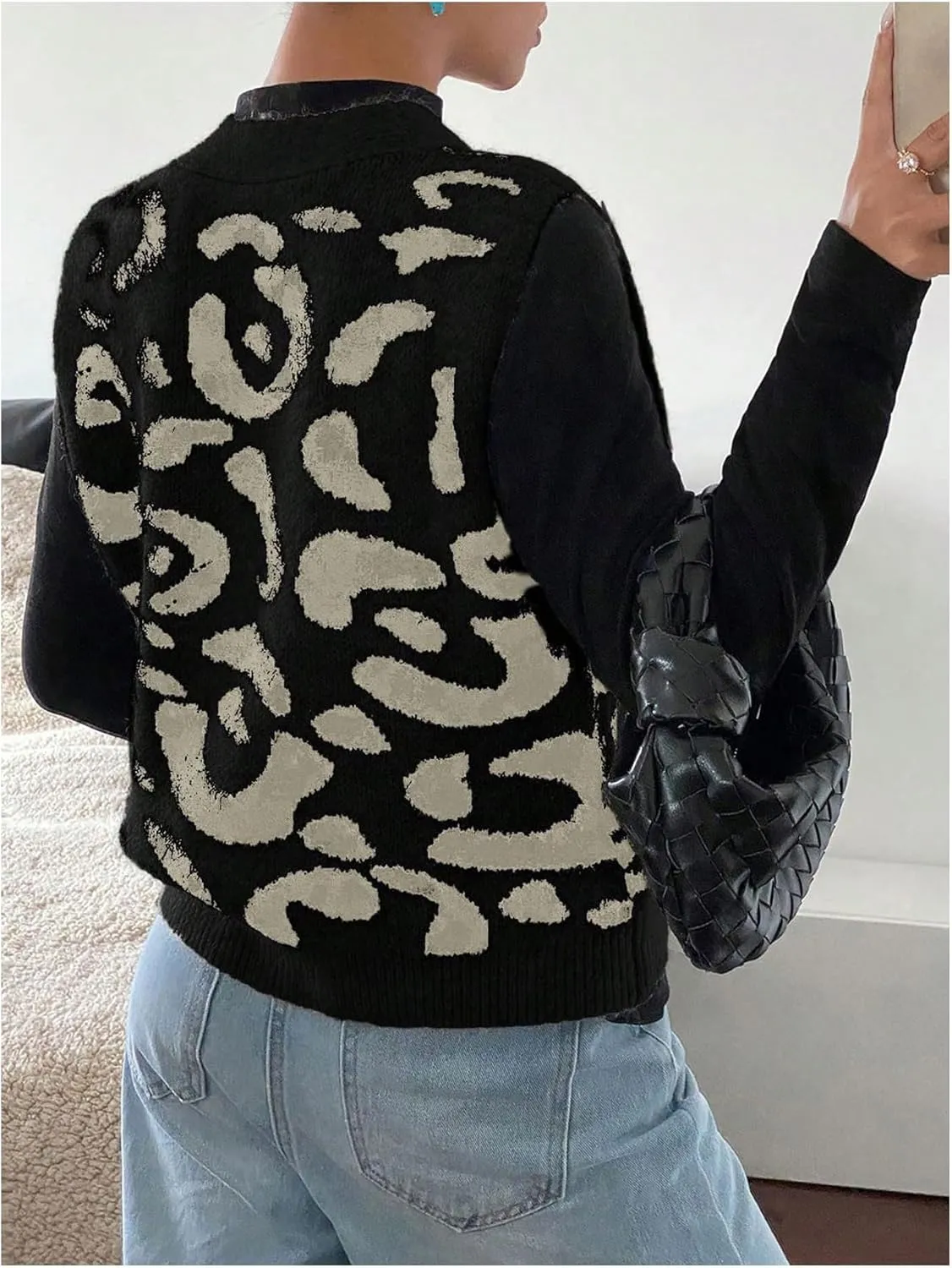Women's Y2k Leopard Print Sweater Vest Cheetah Sleeveless Button Down V Neck Casual Knit Tank Tops