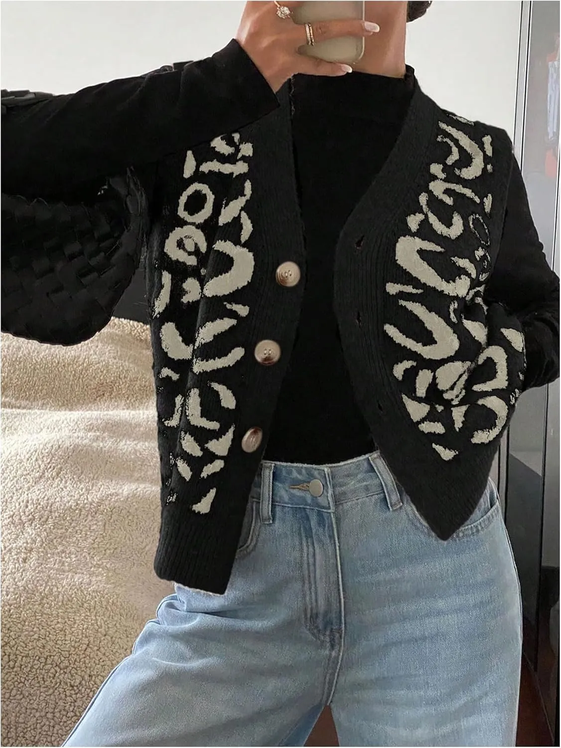 Women's Y2k Leopard Print Sweater Vest Cheetah Sleeveless Button Down V Neck Casual Knit Tank Tops