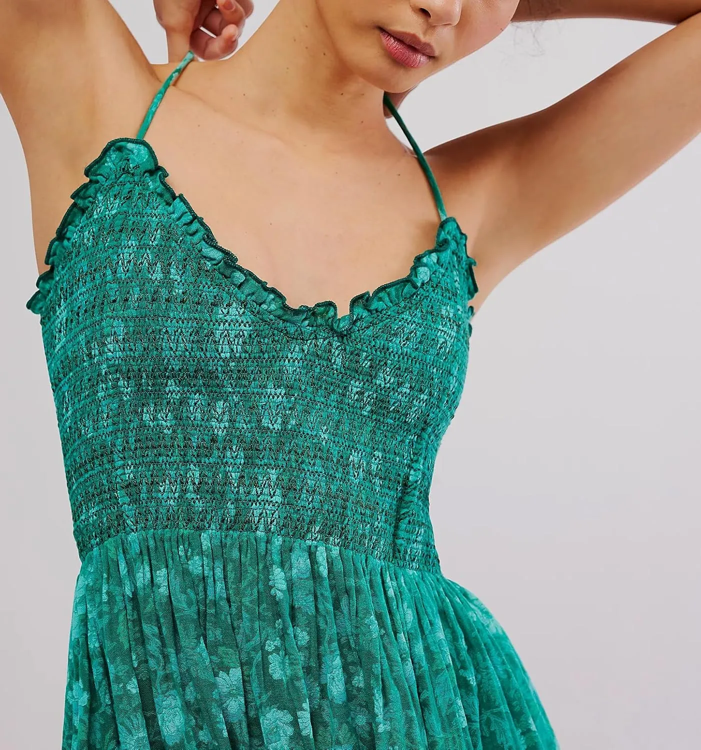 Womens Y2k Spaghetti Strap Dress Boho Floral Smocked Backless Maxi Dress Casual Summer Vacation Long Flowy Sundress
